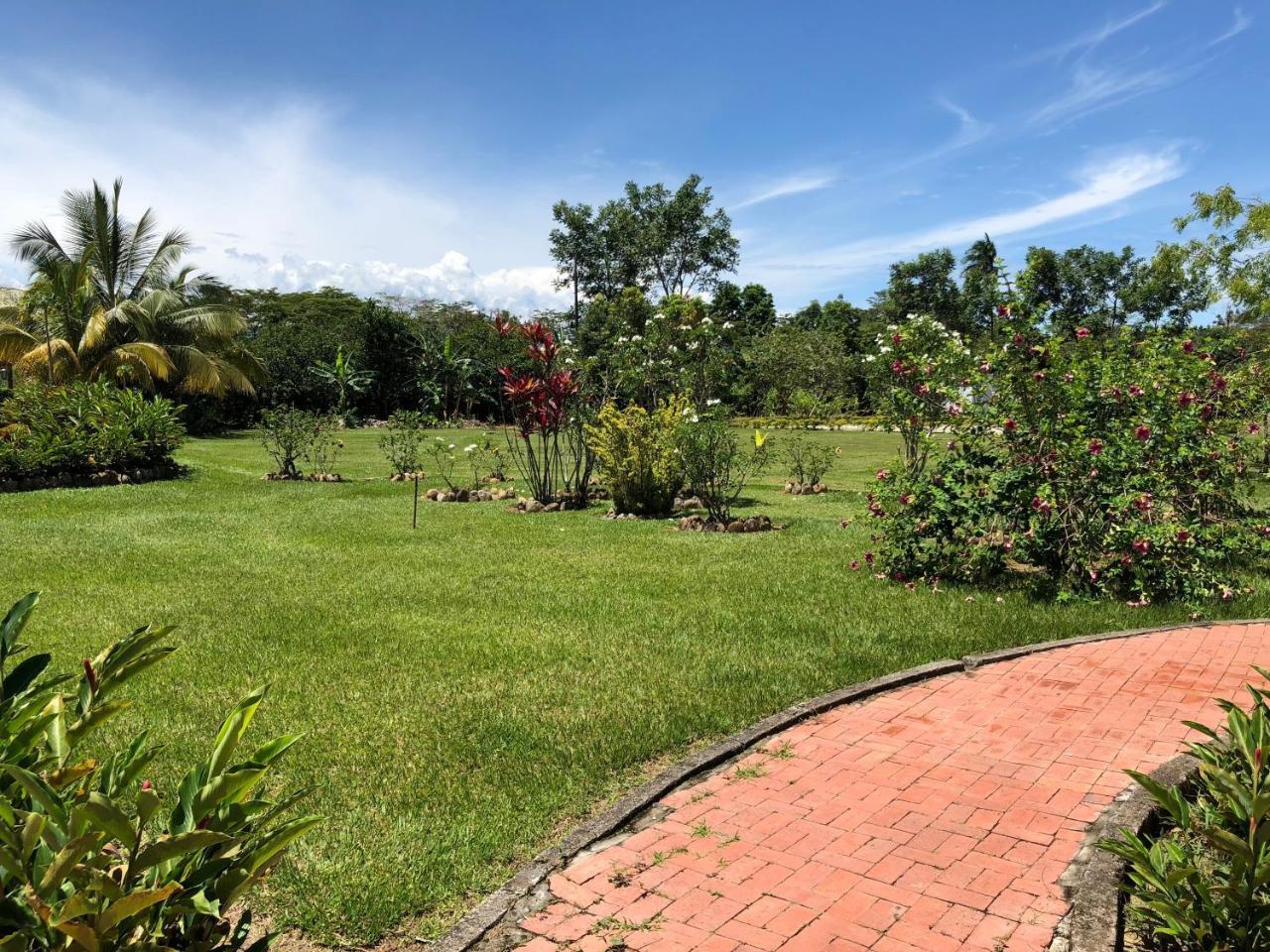 Hotel Campestre Arboretto Villavicencio Eksteriør bilde